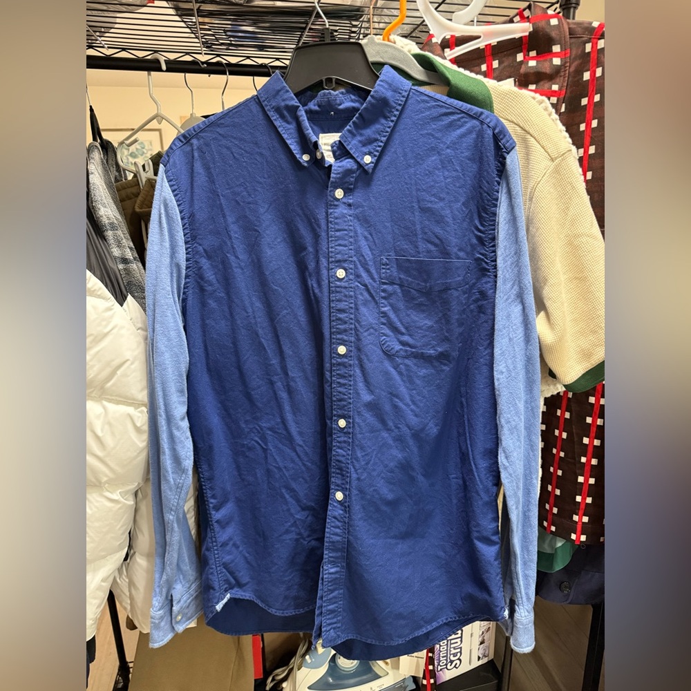 GAP Men's Dual Blue Casual Button-Down Shirt